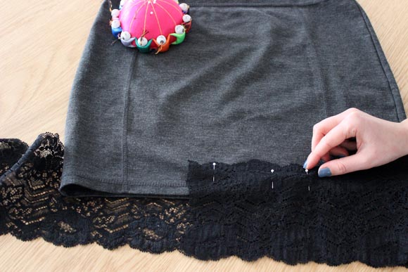 DIY customisez une jupe avec de la dentelle ILOVEDIY4
