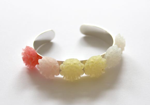 diy un braclet a fleur pastel5