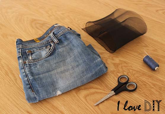 1 un jeans et de la resille pour un DIY grunge