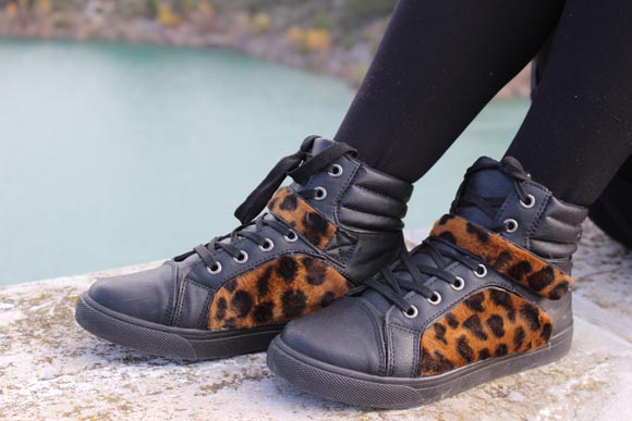 des nouvelles baskets leopard diy