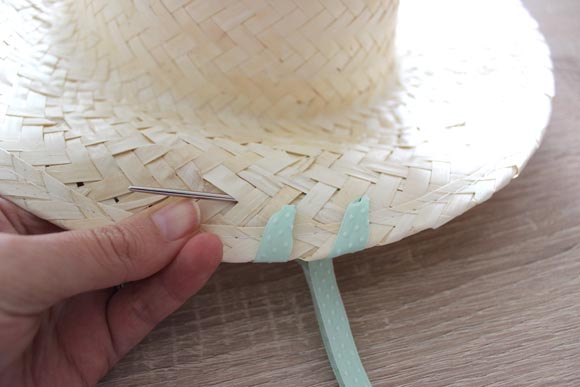 DIY customisez un chapeau en paille ilovedoityourself4