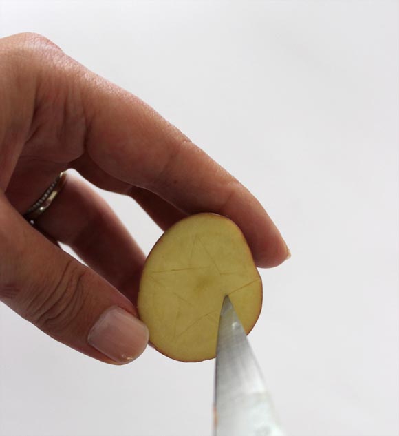 tailler un tampon dans une pomme de terre ilovediy