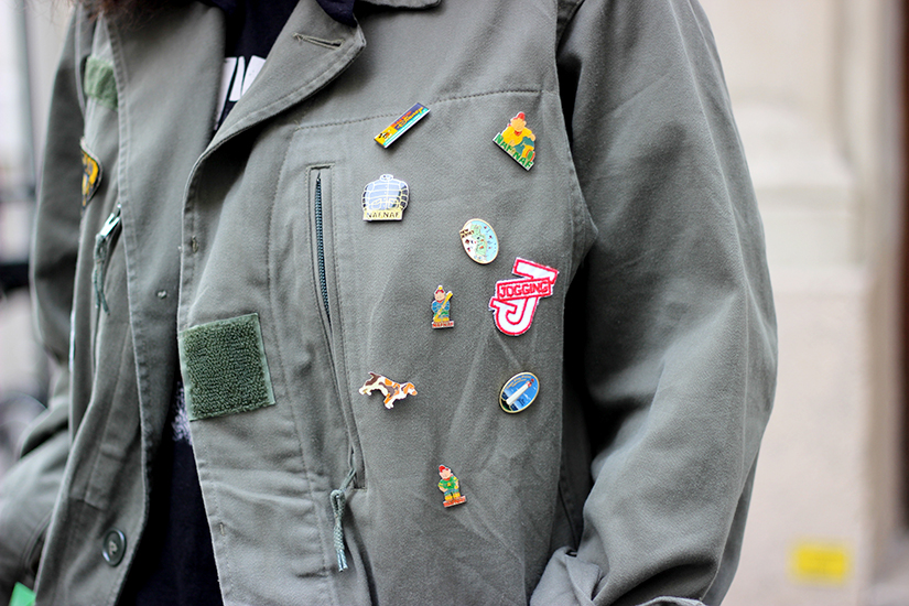 custo-veste-militaire-pins