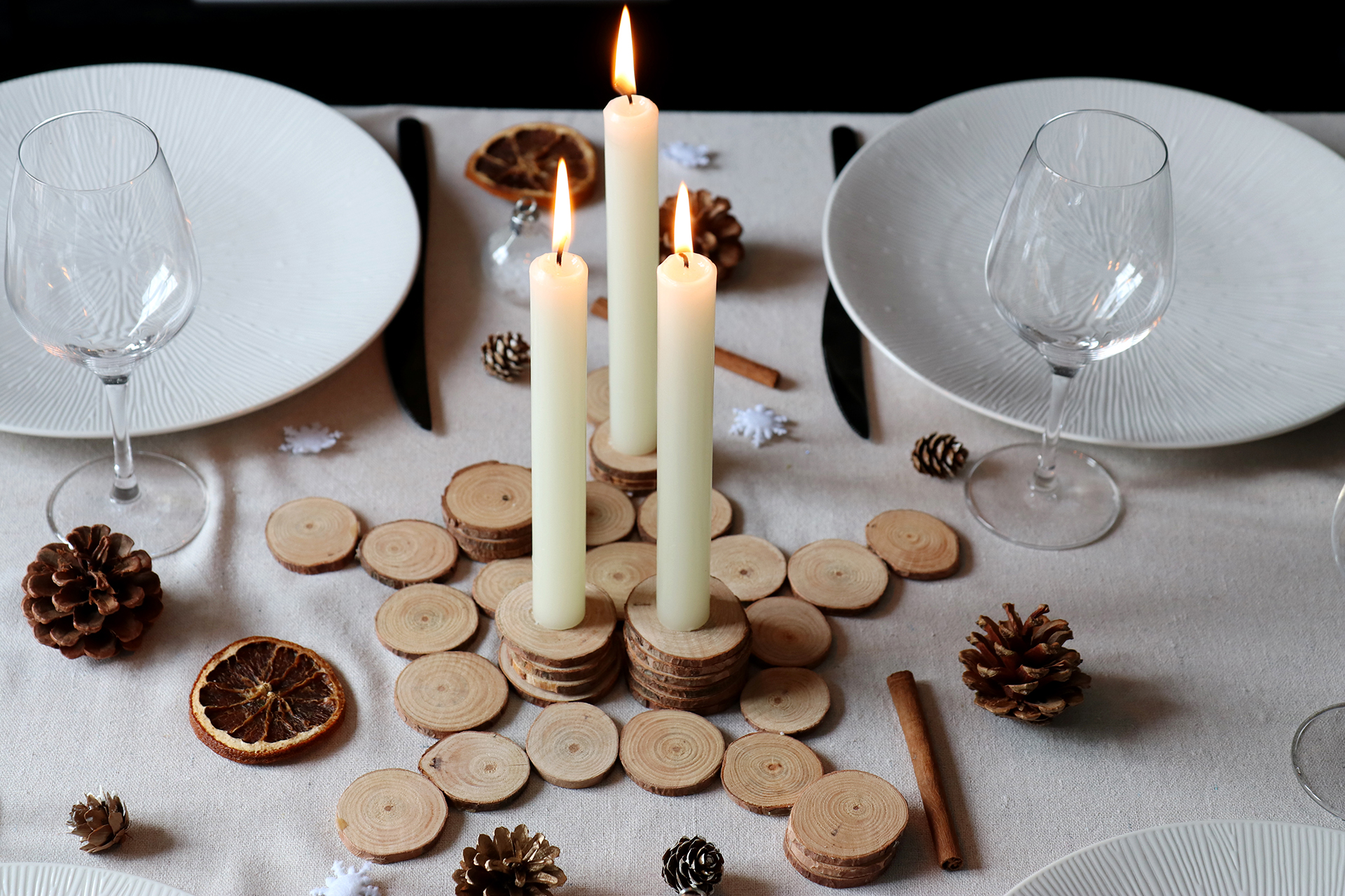 Centre De Table Noël Avec 4 Photophores En Verre - Dimensions 39x14 Cm - Blanc - Décoration Festive Pour Table, Cheminée